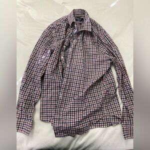 Button down large